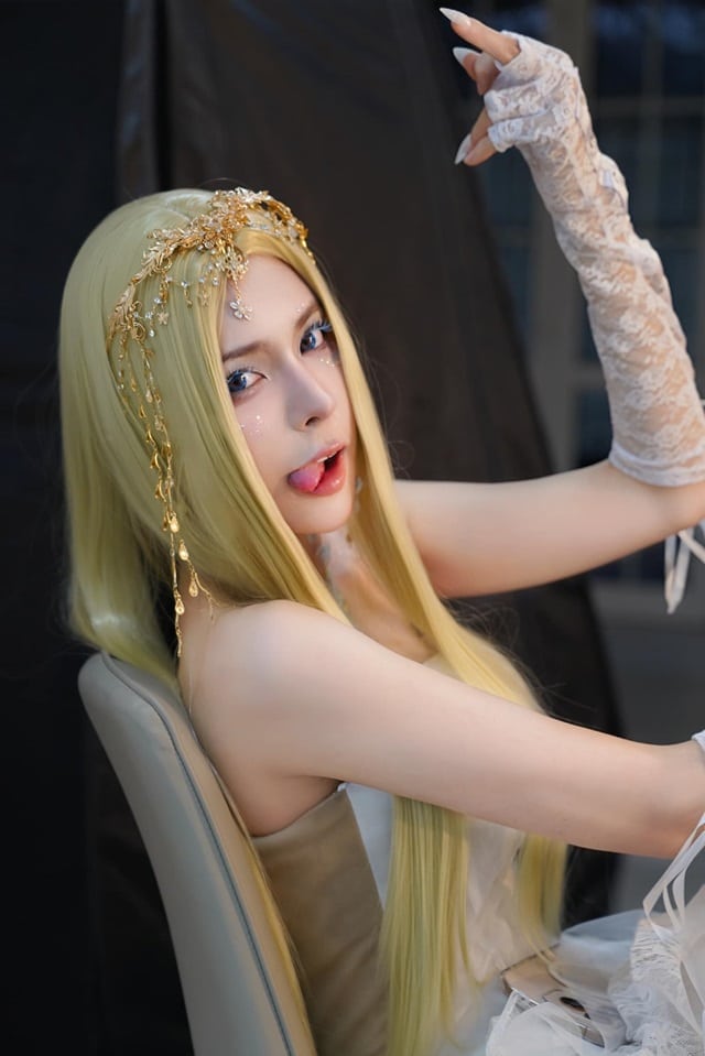 Cô nàng sở hữu tài sản khủng