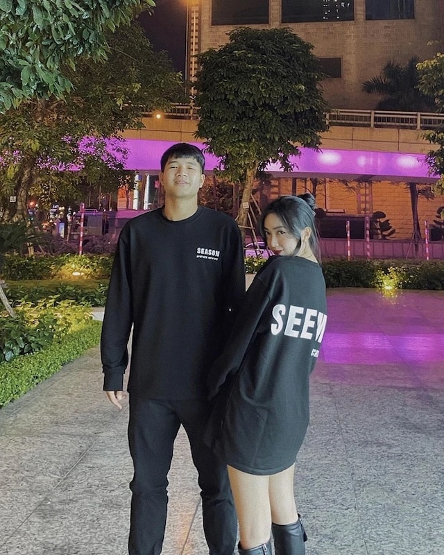 Những lần diện đồ đôi siêu dễ thương của cặp đôi