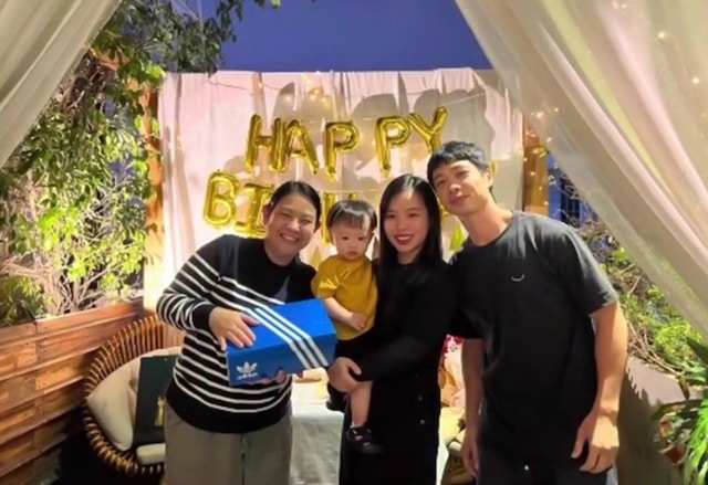 Công Phượng và bến bờ hạnh phúc của mình